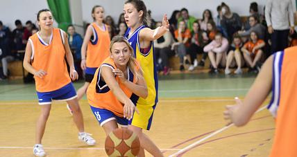 Licealistki Koszykarkami Nr...