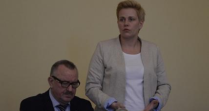Związkowcy Apelują Do Starosty O...