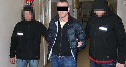 Sprzedali Ponad 1,5 Tony Narkotyków ...