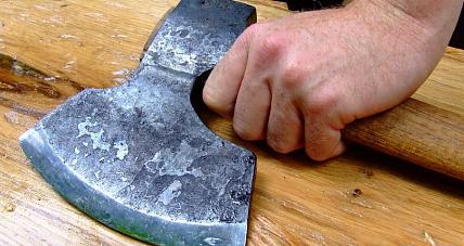 Zabił Siekierą Oboje Rodziców. Gr...