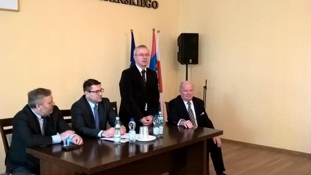 Debatowali o zadaniach realizowanych przez KRUS w Gostyninie