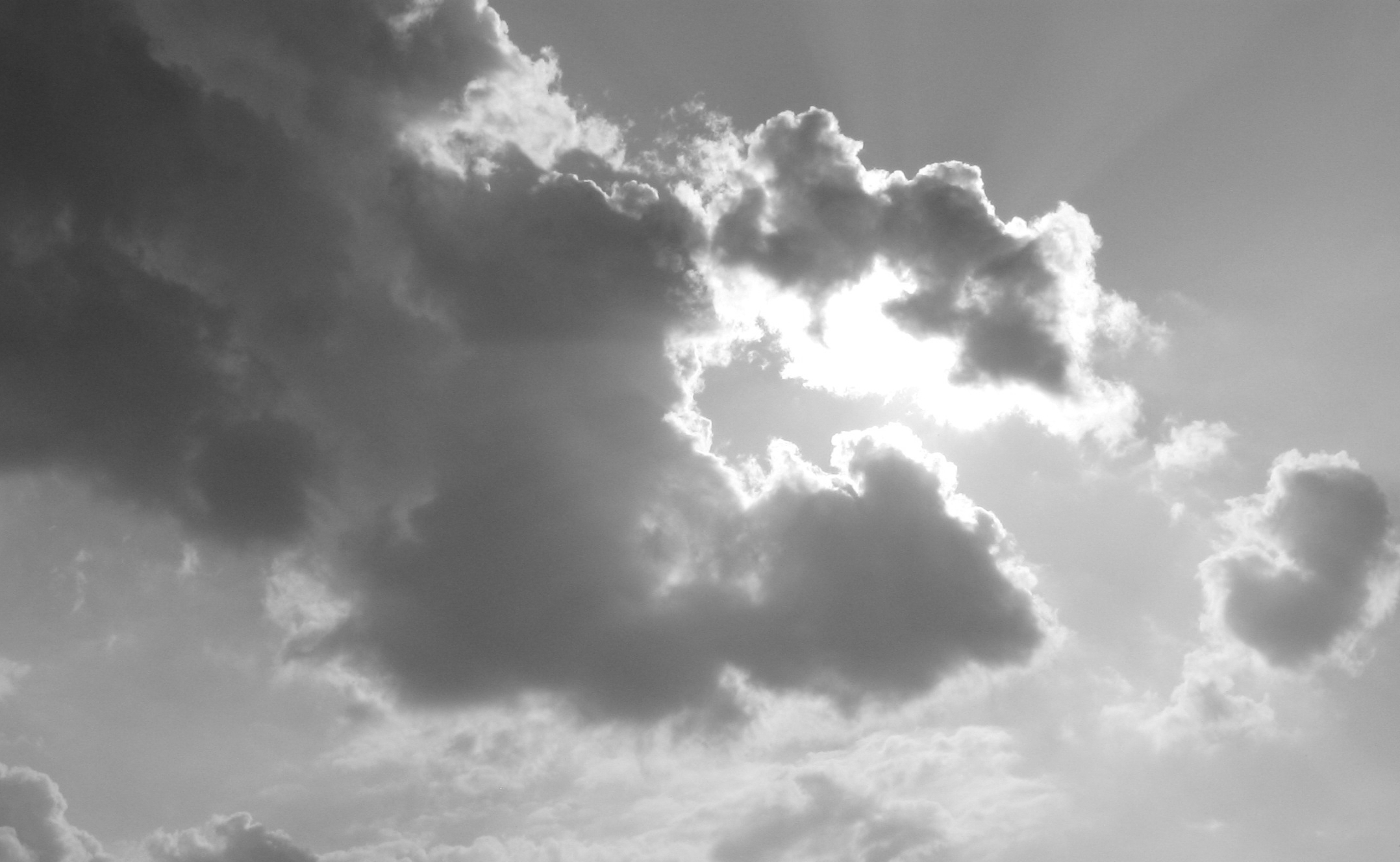 Temperatura wzrośnie, ale będzie pochmurno. Prognoza pogody – 17 marca