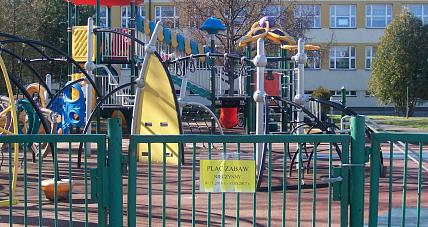 Plac Zabaw Przy Sp3 Nieczynny