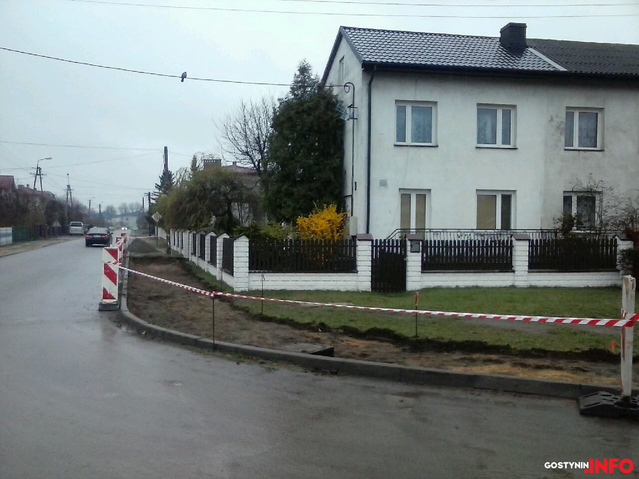 Ruszyła budowa chodnika na ulicy Spacerowej [ZDJĘCIA]