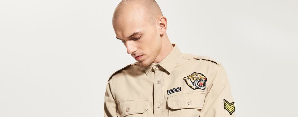 Model z Gostynina jak niemiecki nazista. Nowa kampania Reserved wywołała oburzenie
