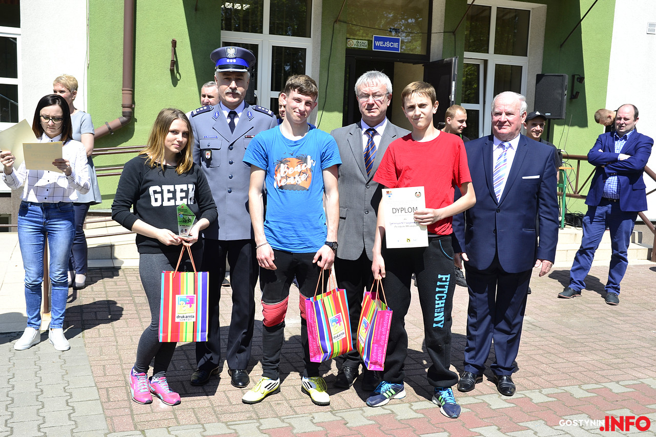 Turniej bezpieczeństwa ruchu drogowego szkół specjalnych. Gimnazjum nr 3 z Gostynina na podium [ZDJĘCIA+WYNIKI]