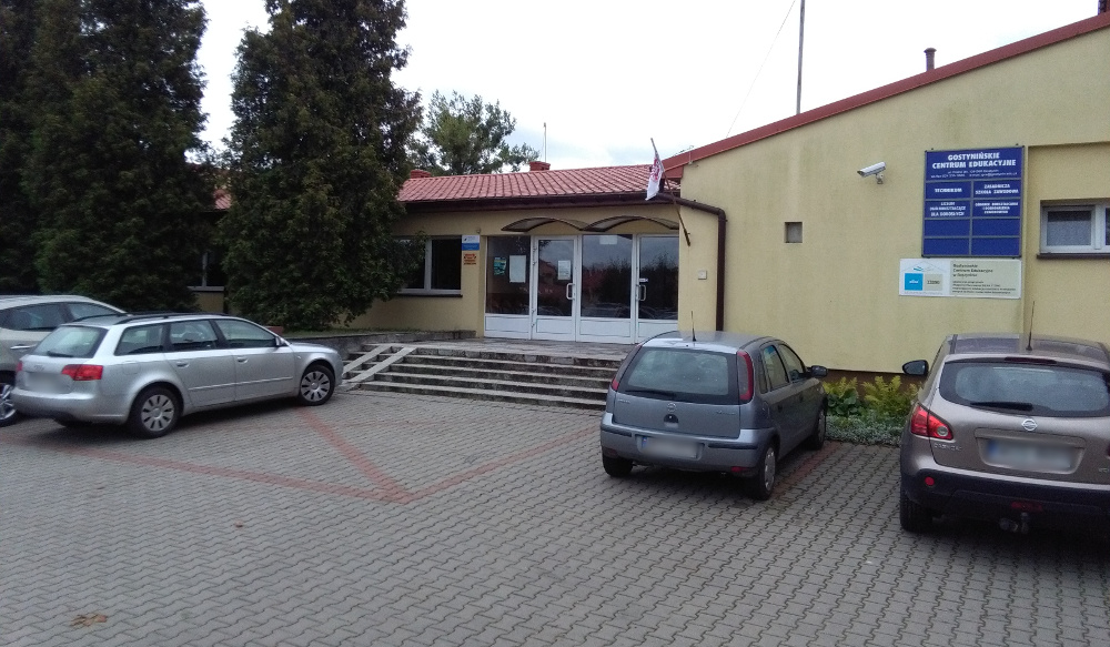 „Nowe porządki“ w GCE. Uczniowie czują się jak w więzieniu? Jest stanowisko dyrektora